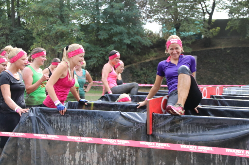 Muddy Angel Run Berlin Bilder